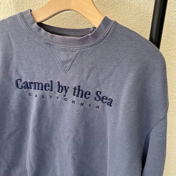 Carmel by the Sea, California Embroidered Crewneck Sweatshirt Size Large - Picture 3 of 4